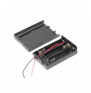 IC-233E Pil Yuvası 3'lü Kapaklı Switchli (AA)